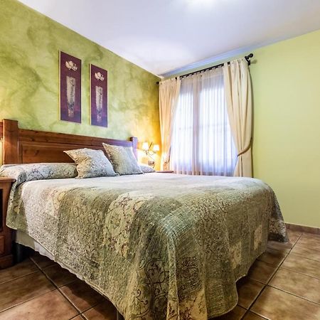 Apartamentos Casa Rivera Аїнса Екстер'єр фото